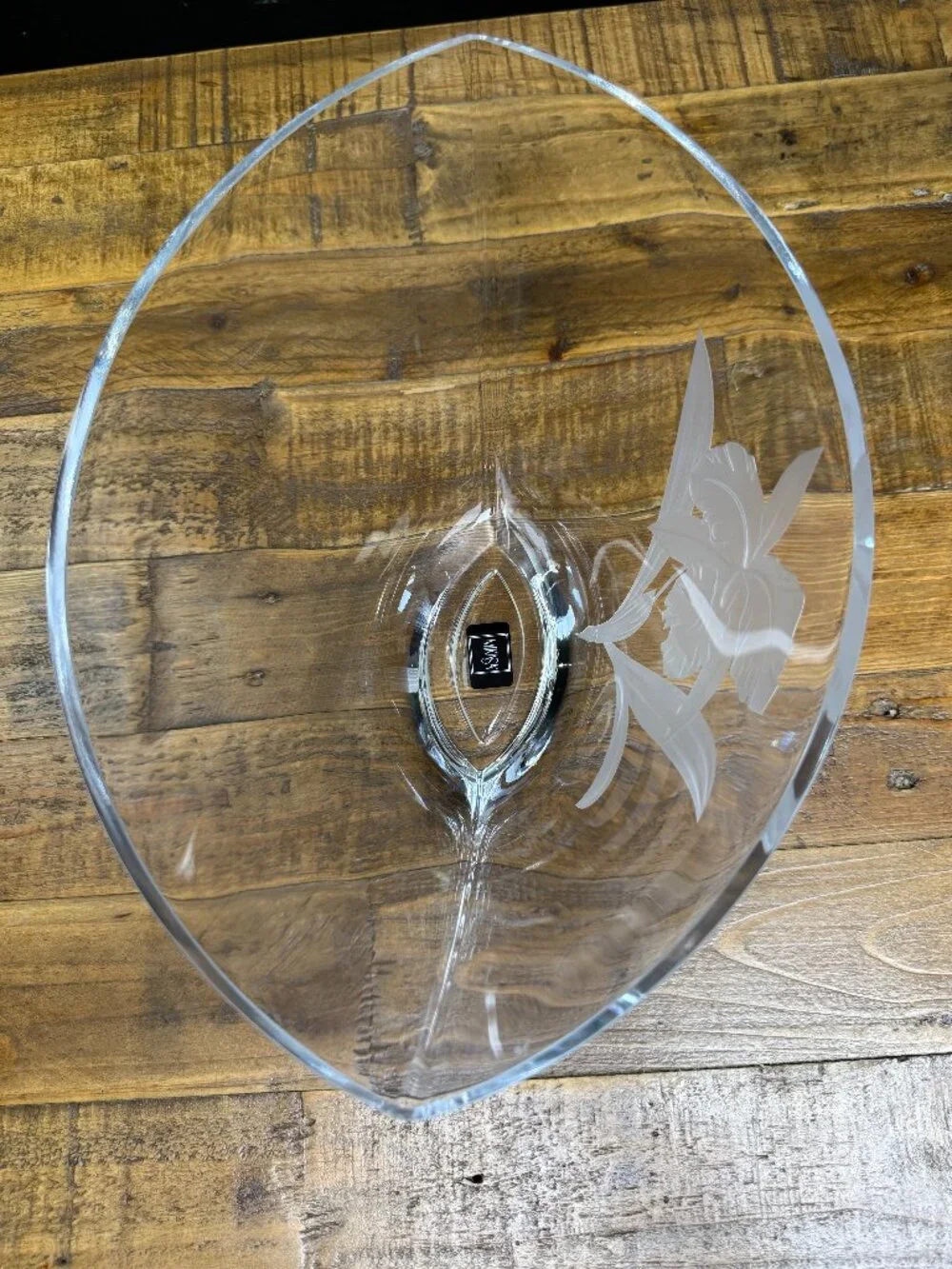 Mikasa Etched Daffodil Clear Crystal Vase